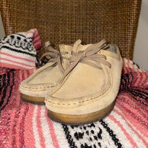 Clark's Women's Original Wallabees in Maple Suede, Size 8